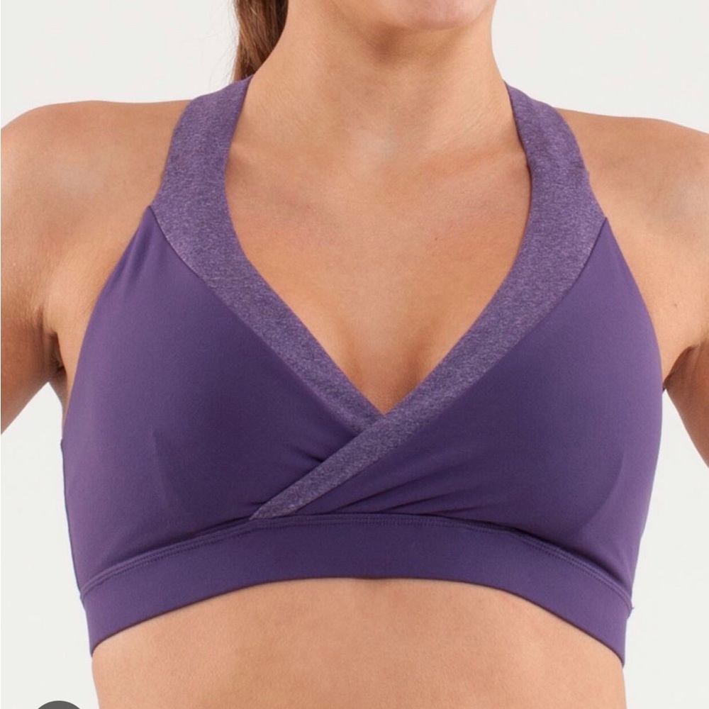 Lululemon Deep Breath Bra ( First Release) -Size (6)
